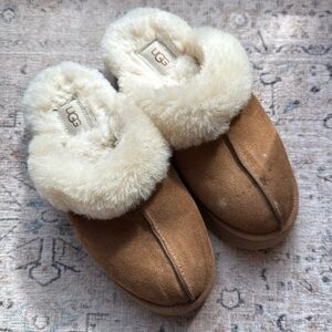 UGG Women's Slippers in Tan with Cream Lining